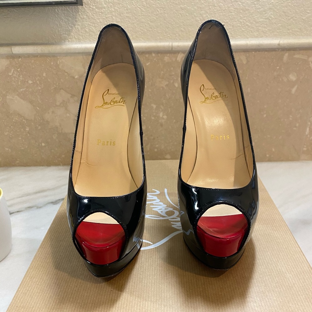 Christian louboutin Peep toe 37.5